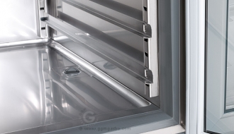 Refrigerated table - with 4 glass doors